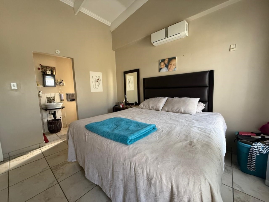 3 Bedroom Property for Sale in Waterval East North West